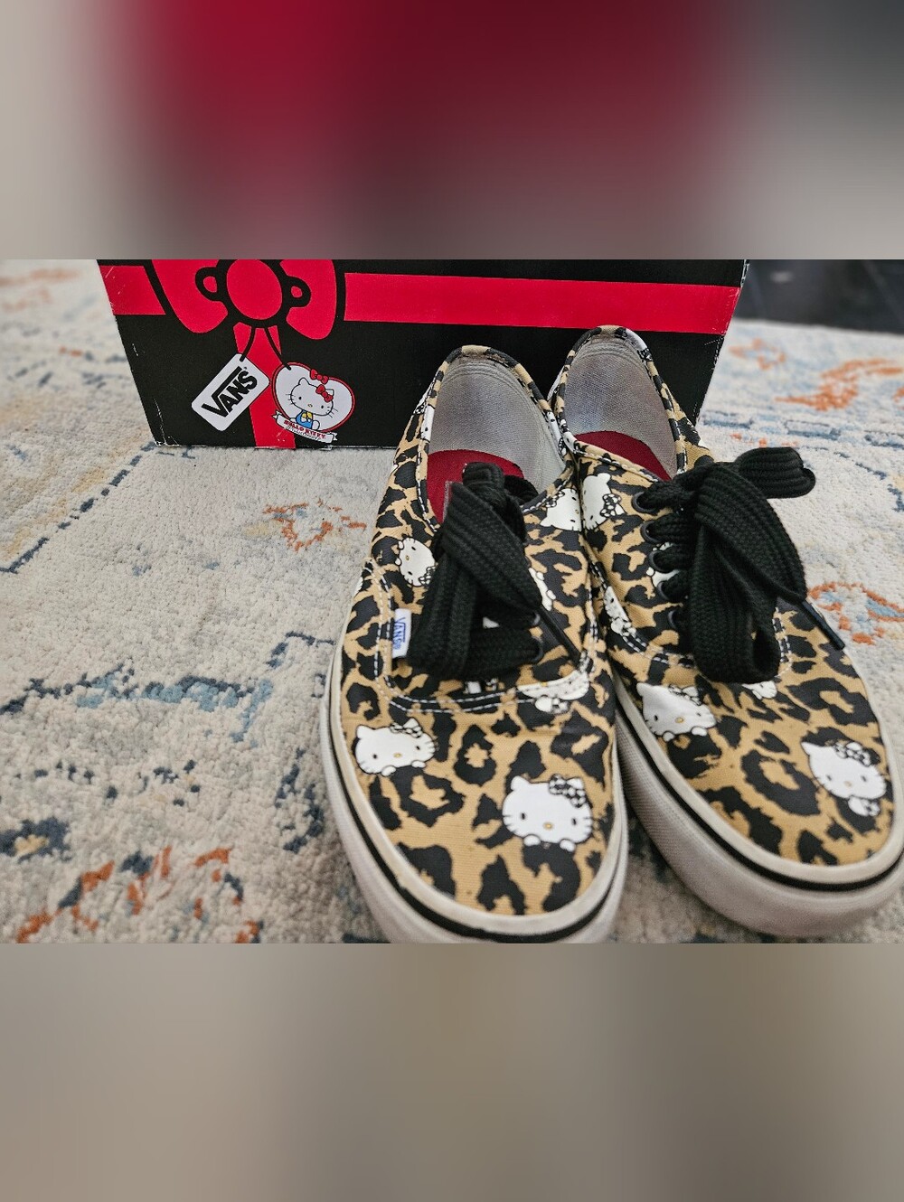 Vans x Hello Kitty Authentic Leopard Sneakers Women's 8.5 / Men's 7 With Box